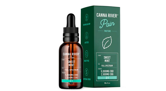 Óleo de CBD Canna River com menta doce e embalagem